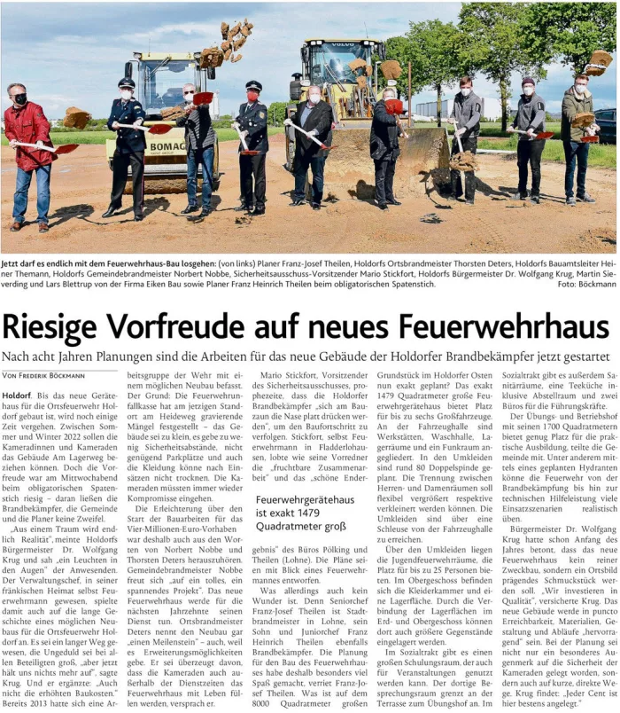 Zeitungsartikel der OV mit der Überschrift „Riesige Vorfreude auf neues Feuerwehrhaus“ und einem Foto vom Spatenstich.