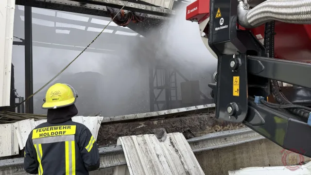 Foto zum Einsatz: Einsatzreicher Sonntag - Brand, BMA und VU / 31.08.2025