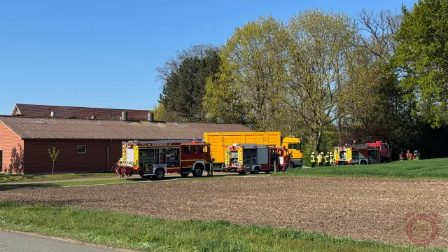 Foto zum Einsatz: Schweinestallbrand / 21.04.2026
