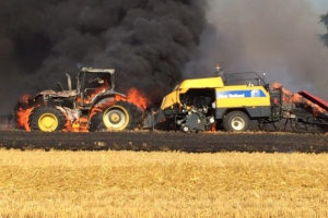 Trecker- und Flächenbrand Damme 17.07.15