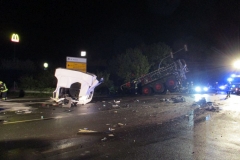 02_VU-LKW-Trecker_B214