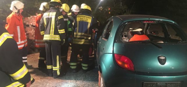 Ausbildung Verkehrsunfall PKW / 18.09.2018 Ausbildung Verkehrsunfall PKW / 18.09.2018