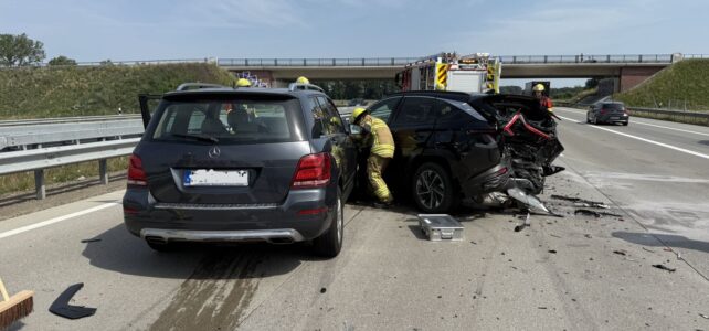 PKW-Brand & Verkehrsunfall – A1 / 14.06.2025