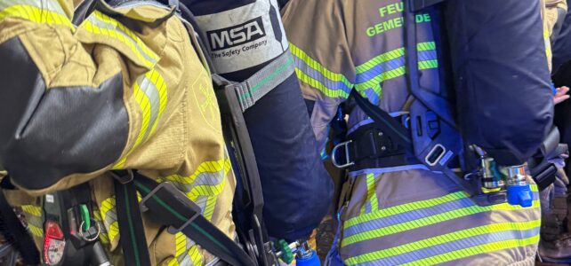 Unterstützung bei Carportbrand / 19.11.2025